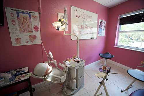 South Florida Dental Assisting School utilizes an actual dental office for the hands-on portion of training