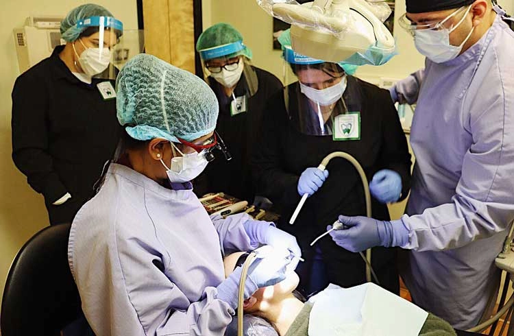 dental-assistant-chairside-training.jpg